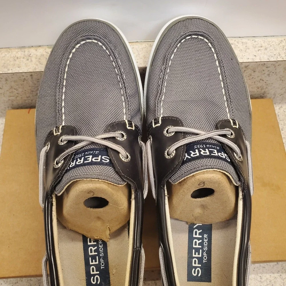 Men's Sperry Halyard Gray Canvas 2-Eye Cross Lace  Boat Shoe Size 9.5 Top Siders